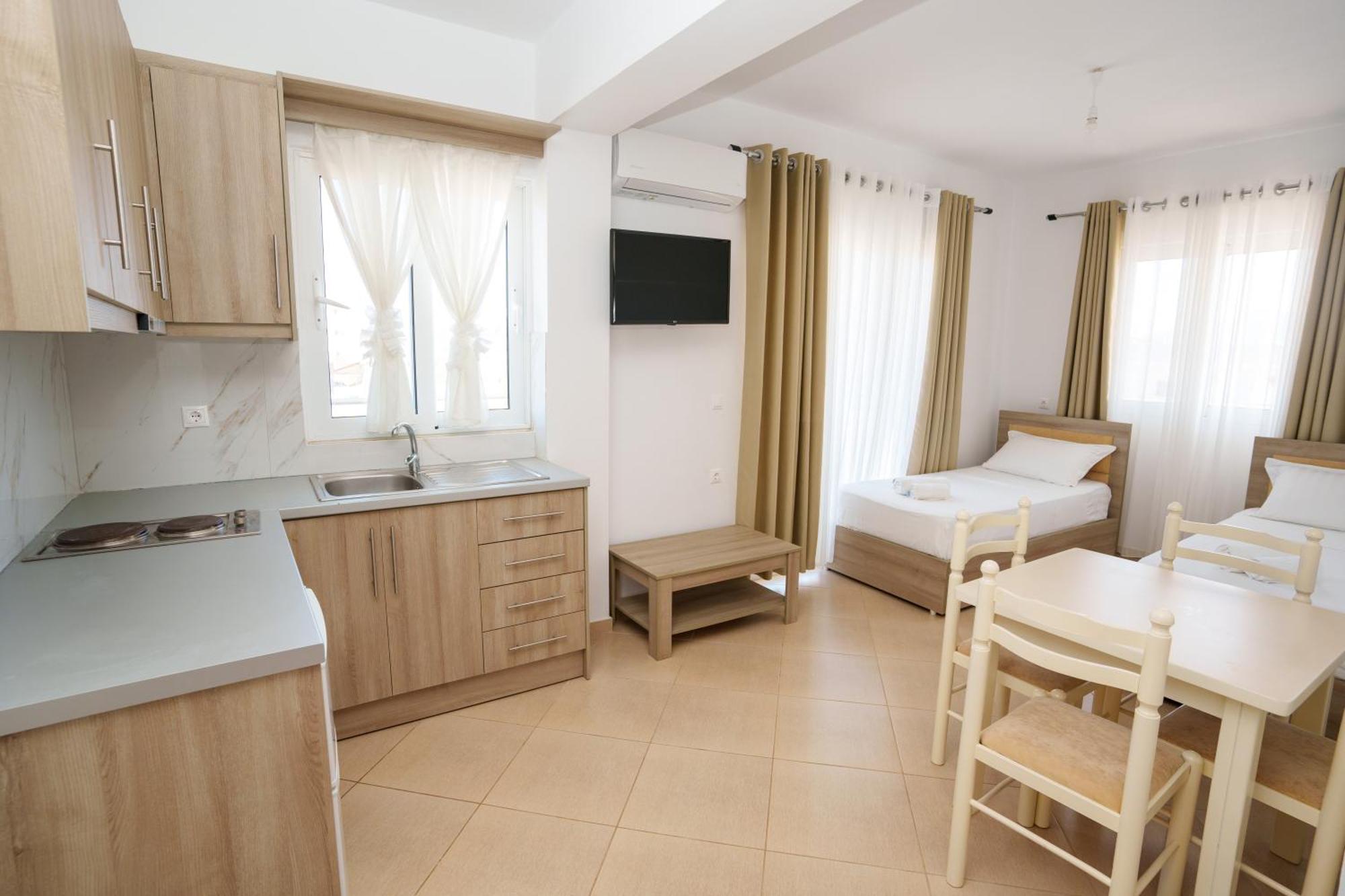 Near The Sea Apartments Nano Ksamil Ngoại thất bức ảnh