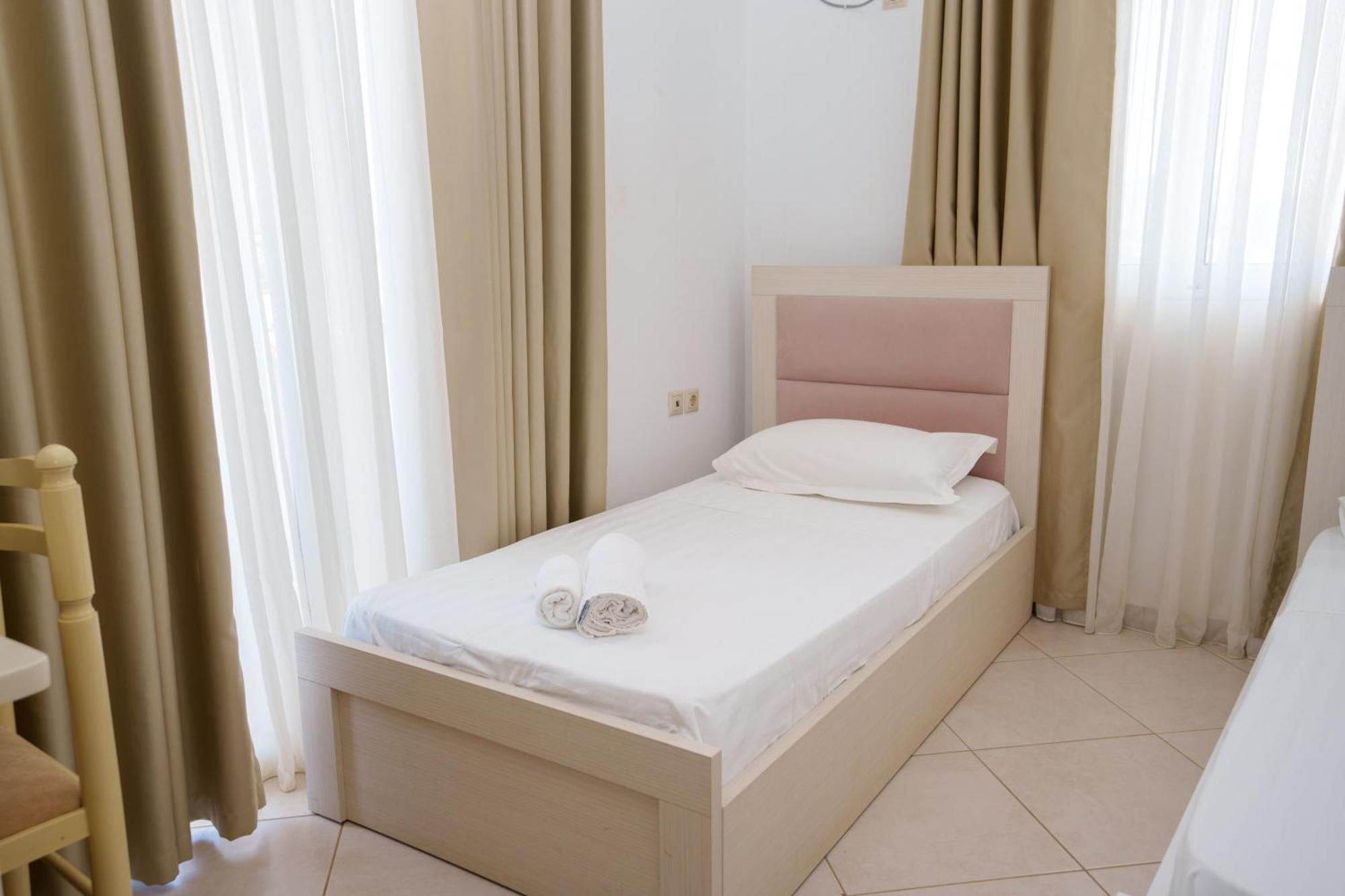 Near The Sea Apartments Nano Ksamil Ngoại thất bức ảnh